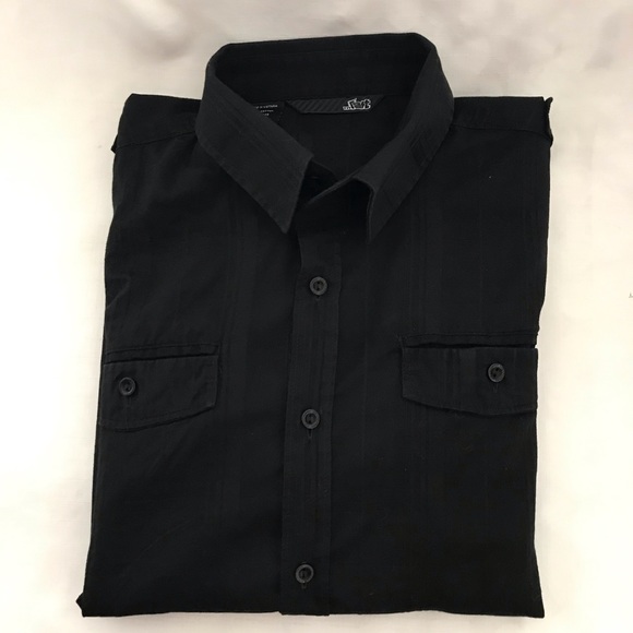 Lost Shirt~Black Button Down / Host Pick - Picture 8 of 11